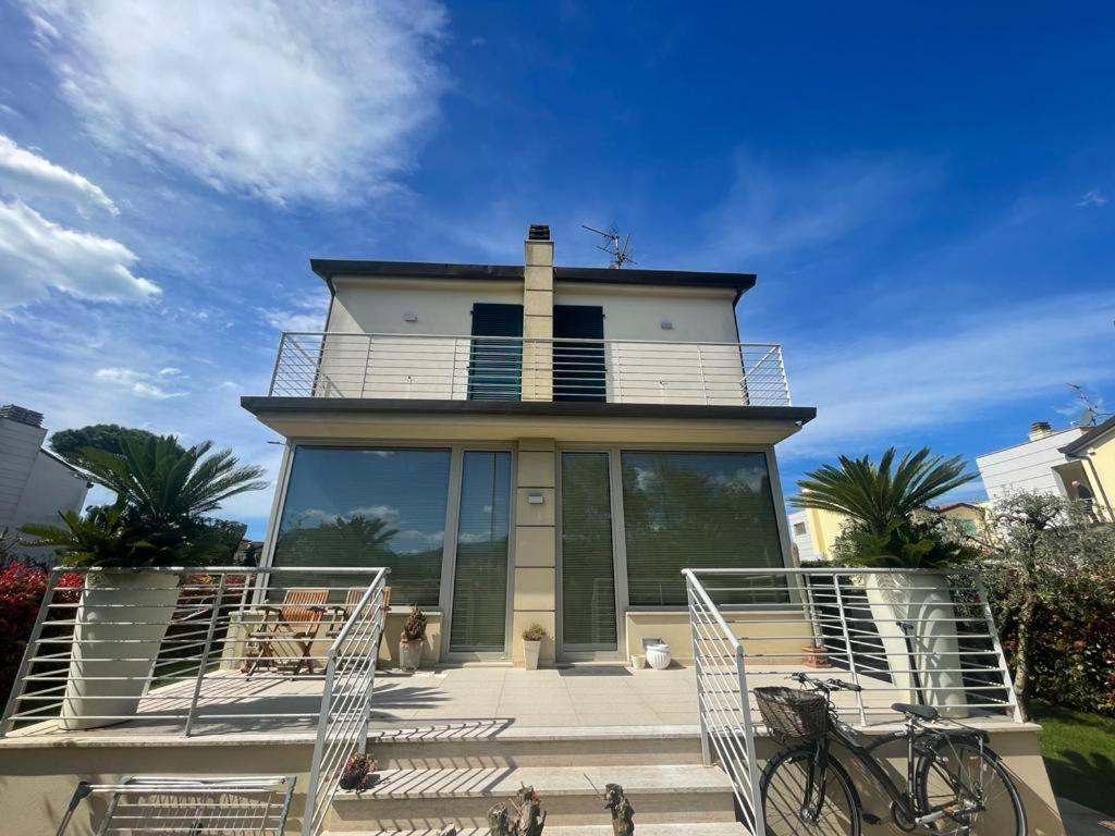 Villa I Tre Cipressi Lido di Camaiore Esterno foto